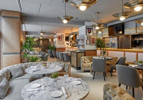 The Best Budget-Friendly Restaurants in Chicago, IL: A Local Expert's Guide